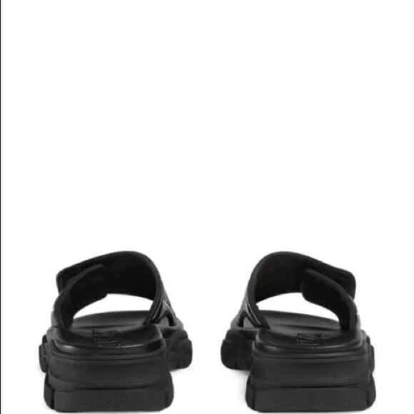 Gucci Aguru Trek Slides - Picture 6 of 12